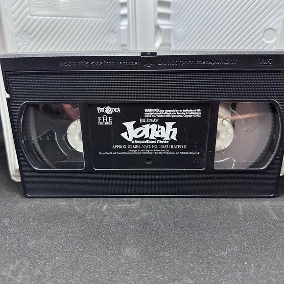 Jonah A Veggie Tales Movie VHS Tape 2002 Family Animated Childrens Kids Used - Picture 3 of 9